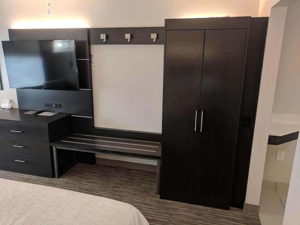 Holiday Inn Express & Suites - Bensenville - O'Hare By Ihg Luaran gambar